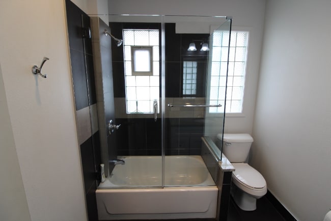 Photo - 1834 N Arlington Pl Unidad A