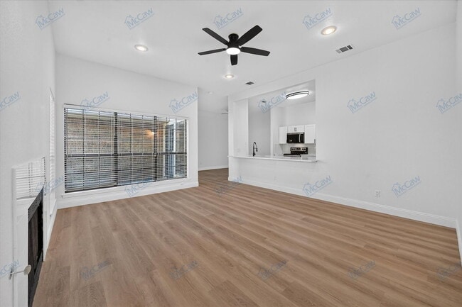 Photo - 1248 W Hudgins St