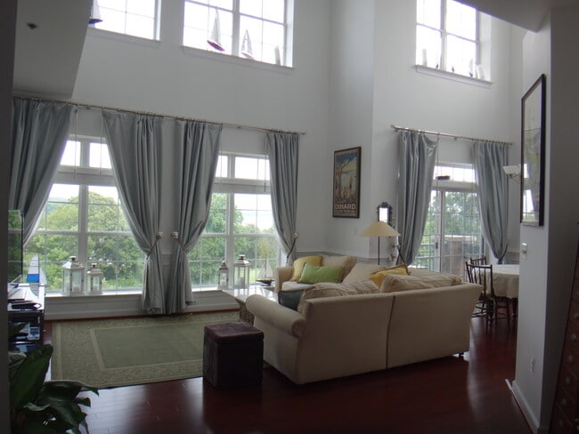 830 Belmont Bay Dr Unit 405