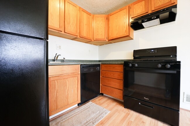 Photo - 4308 Shell St