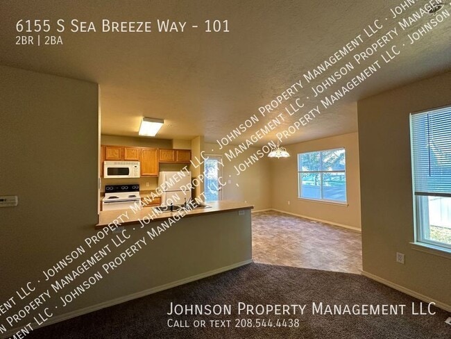 Photo - 6155 S Sea Breeze Way Unidad 101