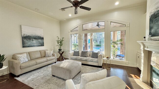 Photo - 15216 Saddlewood Dr