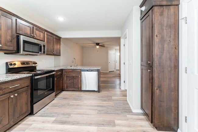 Photo - Oakwood Heights Townhomes