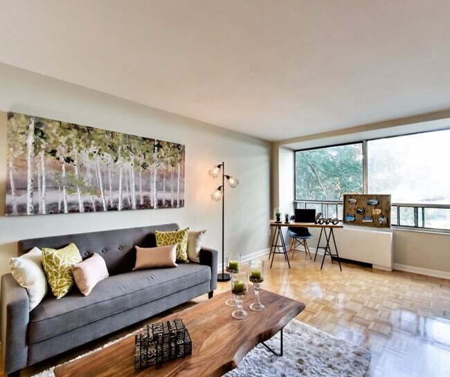 660 Briar Hill