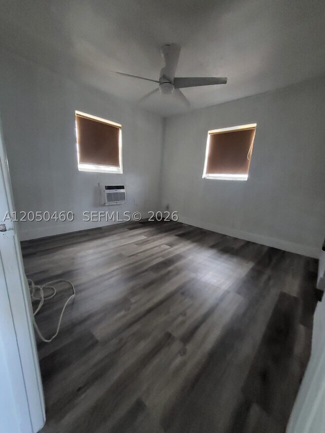 6791 NW 22nd St Unidad 9