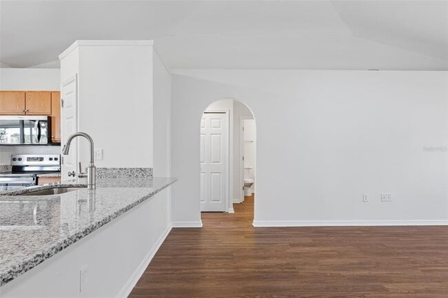 Photo - 257 Mcclain Dr