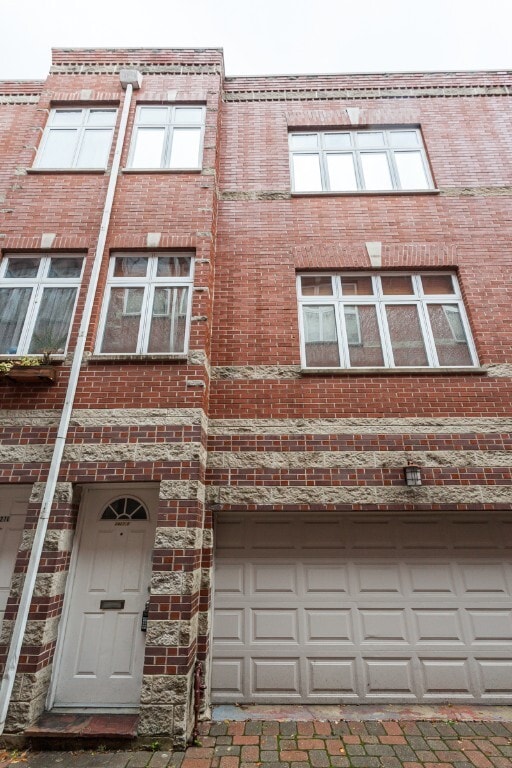 Building Photo - 2427 N Clybourn Ave Unit D