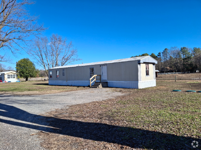 Building Photo - 26892 Horse St Rental