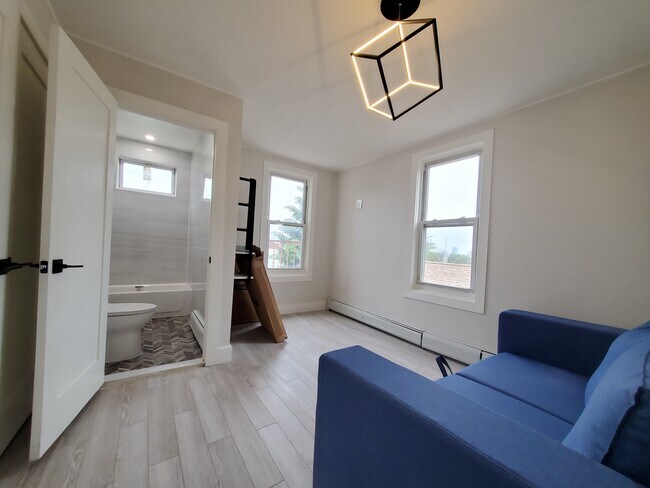 Photo - 68 Bevan St Unidad 11