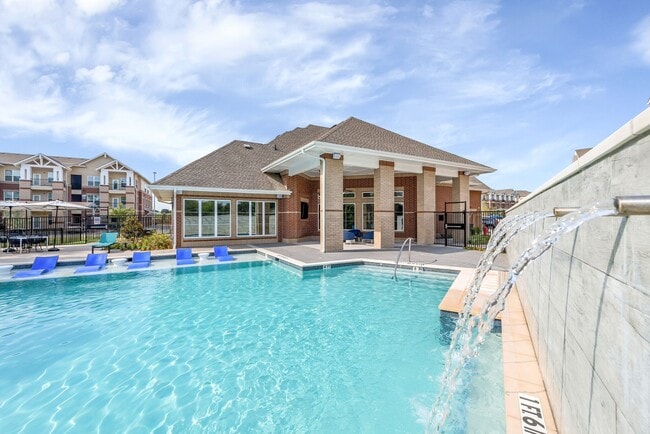 Resort Style Swimming Pool - Winding Creek at the Preserve Apartments