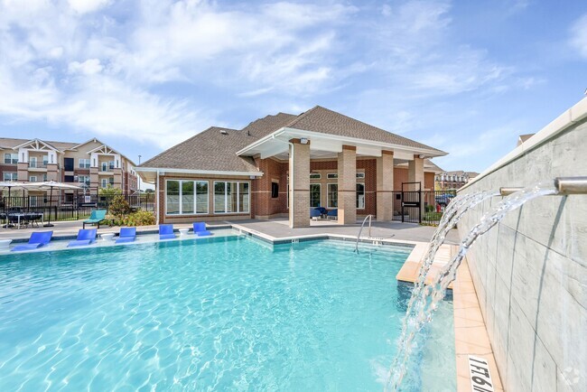 Resort Style Swimming Pool - Winding Creek at the Preserve Rental