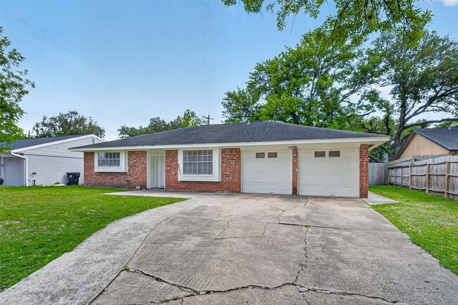 Photo - 9667 Meadowvale Dr