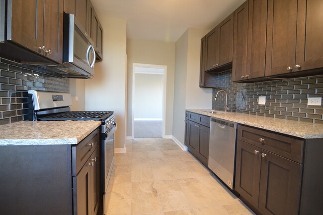 Photo - 3422 W Grenshaw St Unit 3422 W Grenshaw St, Chica