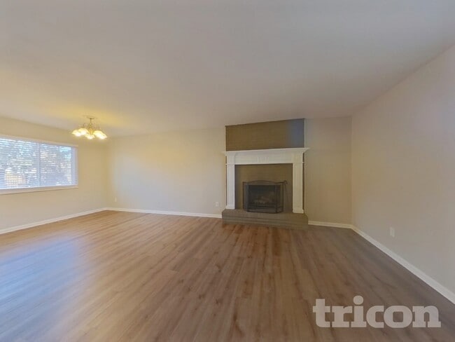 Photo - 1228 N Chelton Rd