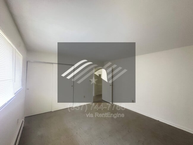 Photo - 807 E Trotwood Blvd