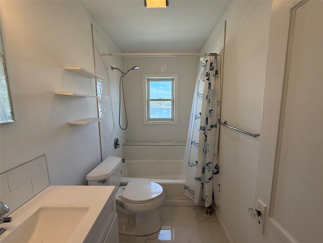 Photo - 293 W Shore Rd Apartment Unit 3