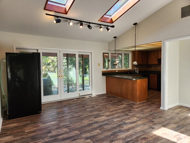 Photo - 13231 Lenfant Dr