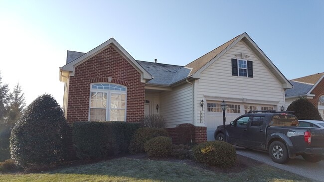Building Photo - Beautiful 4 Bedroom, 3 Bathroom Single Family Home in the Gated Community of Bulle Rock