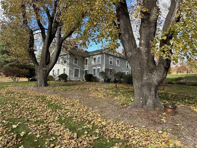 Photo - 14 Quassuk Rd Unit 14