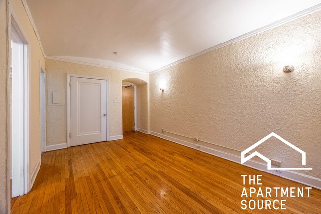 Photo - 532 W Arlington Pl