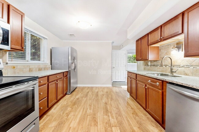 Photo - 1225 Fairground St