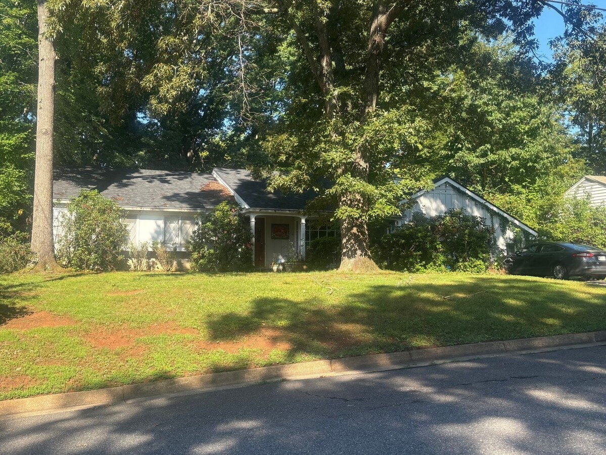 Ranch Style Home with Finished Basement - Ranch Style Home with Finished Basement