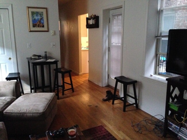 Photo - 97 Prince St Apartments Unit 3