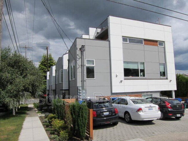 Photo - 3905 SW Findlay St