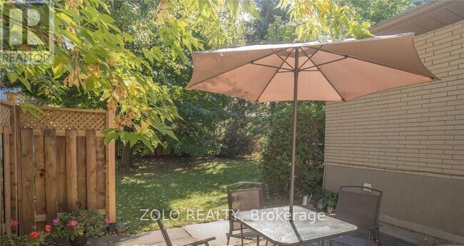 Photo - 3 Highcroft Rd