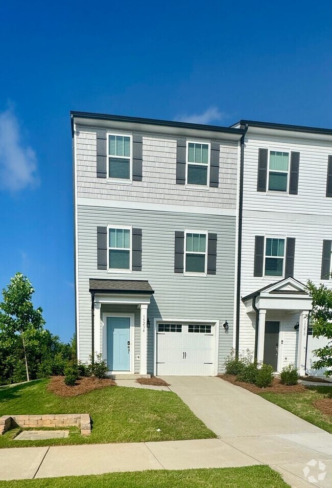 Building Photo - 3BR/2BA Townhouse in Mallard Creek
