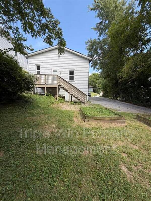 Photo - 7790 Folk Ave