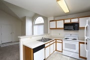 3BR, 2BA - Castle Peak