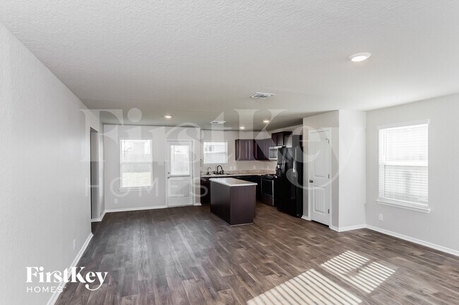 Photo - 13923 Morgan Terrace