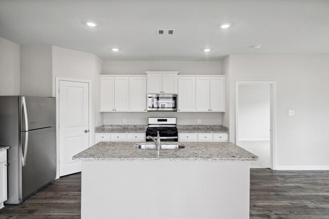 5910 Peony Pl