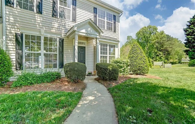 Photo - 7659 Bluff Point Ln