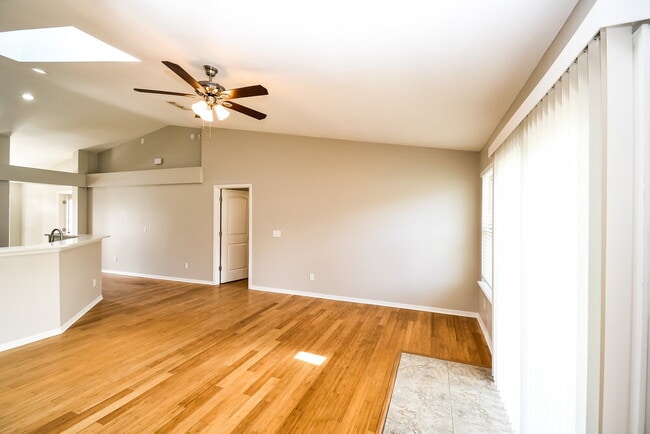 3016 Golden Pond Blvd