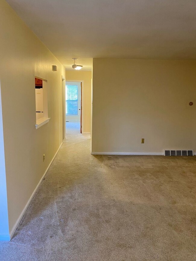 Photo - Amazing 2-Bedroom/2-Bathroom Condo with Parking Space in West Chester! Available mid-February!