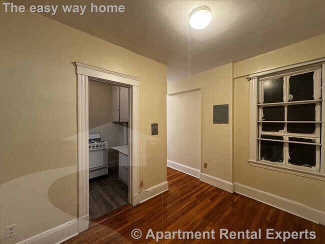 Photo - 6 Agassiz St