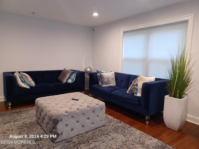 Photo - 241 Woodcrest Rd