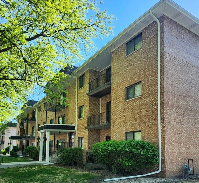 Photo - 10332 Parkside Ave Unidad 5