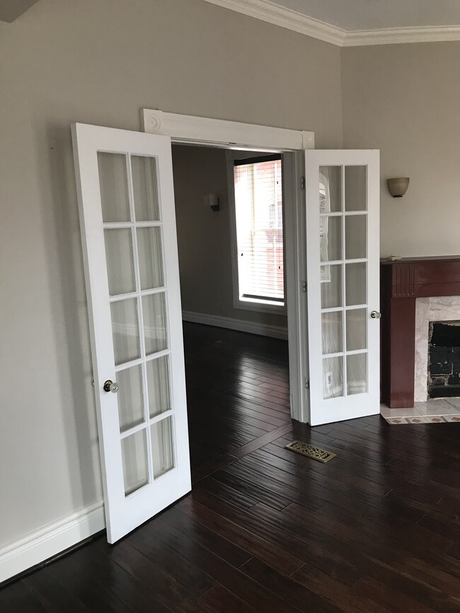 Photo - 1037 Garvin Pl