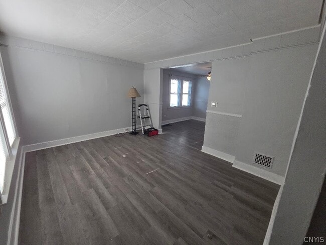 Photo - 112 Gale Ave