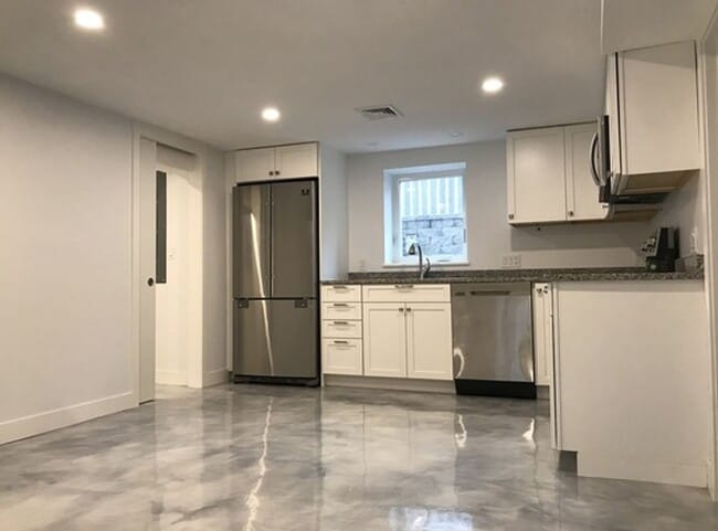 Building Photo - River Pied a Terre Unit River Pied a Terre