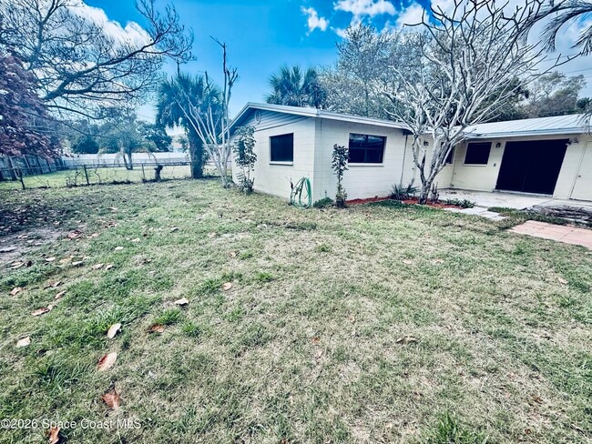 Photo - 410 S Tropical Trail