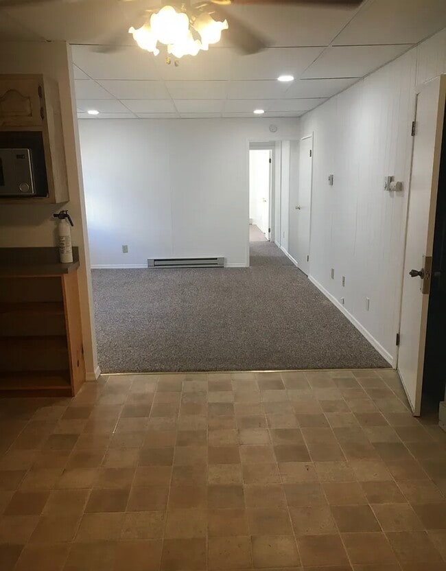 Photo - 339 S Poplar St Unidad #4