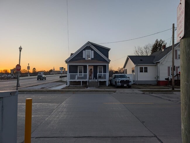 Photo - 2202 Jackson St