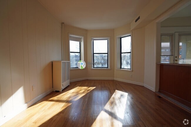 Building Photo - 1131 Commonwealth Ave Rental