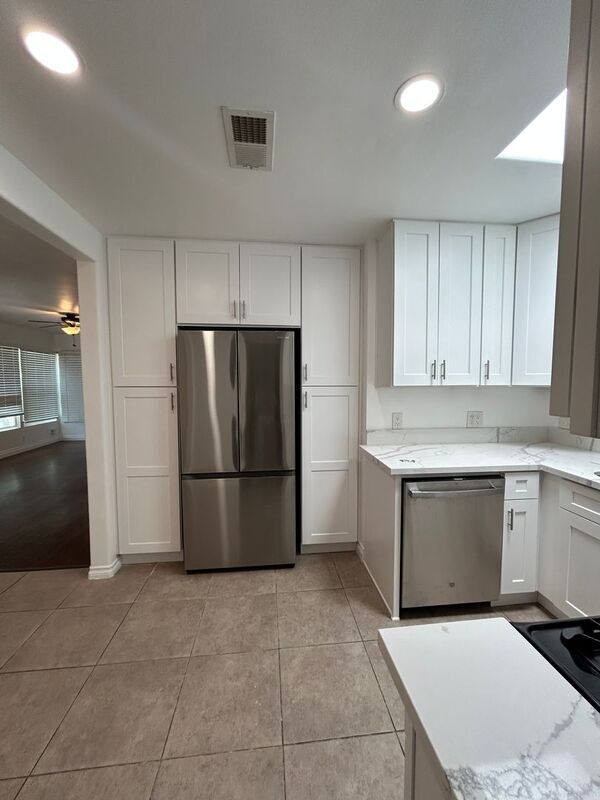 Photo - 1835 Dayton Dr