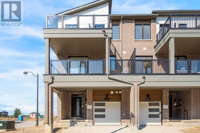 Photo - 36 Thornbird cres