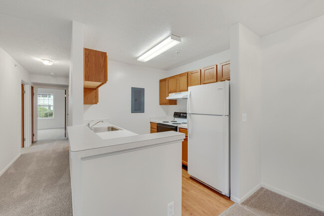 Evergreen Farms Apartments - Olmsted Twp, OH | ForRent.com